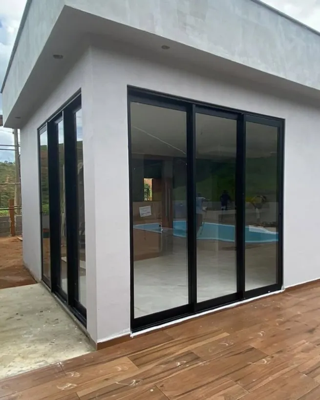 Portas de vidro em Pilar do Sul - porta de vidro em ambiente residencial